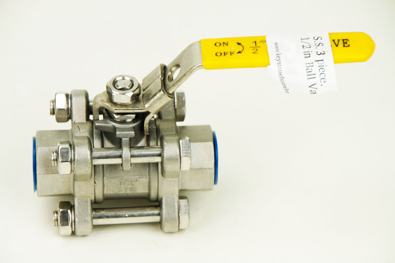 S.S. 3 piece.: 1/2 in Ball Valve (1)